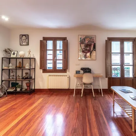 Iturribide By People Appartement